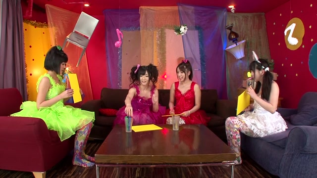Uta Kohaku, Hinata Tachibana, Hitomi Fujiwara, Hibiki Otsuki in Lewd Lesbian Promiscuity part 1